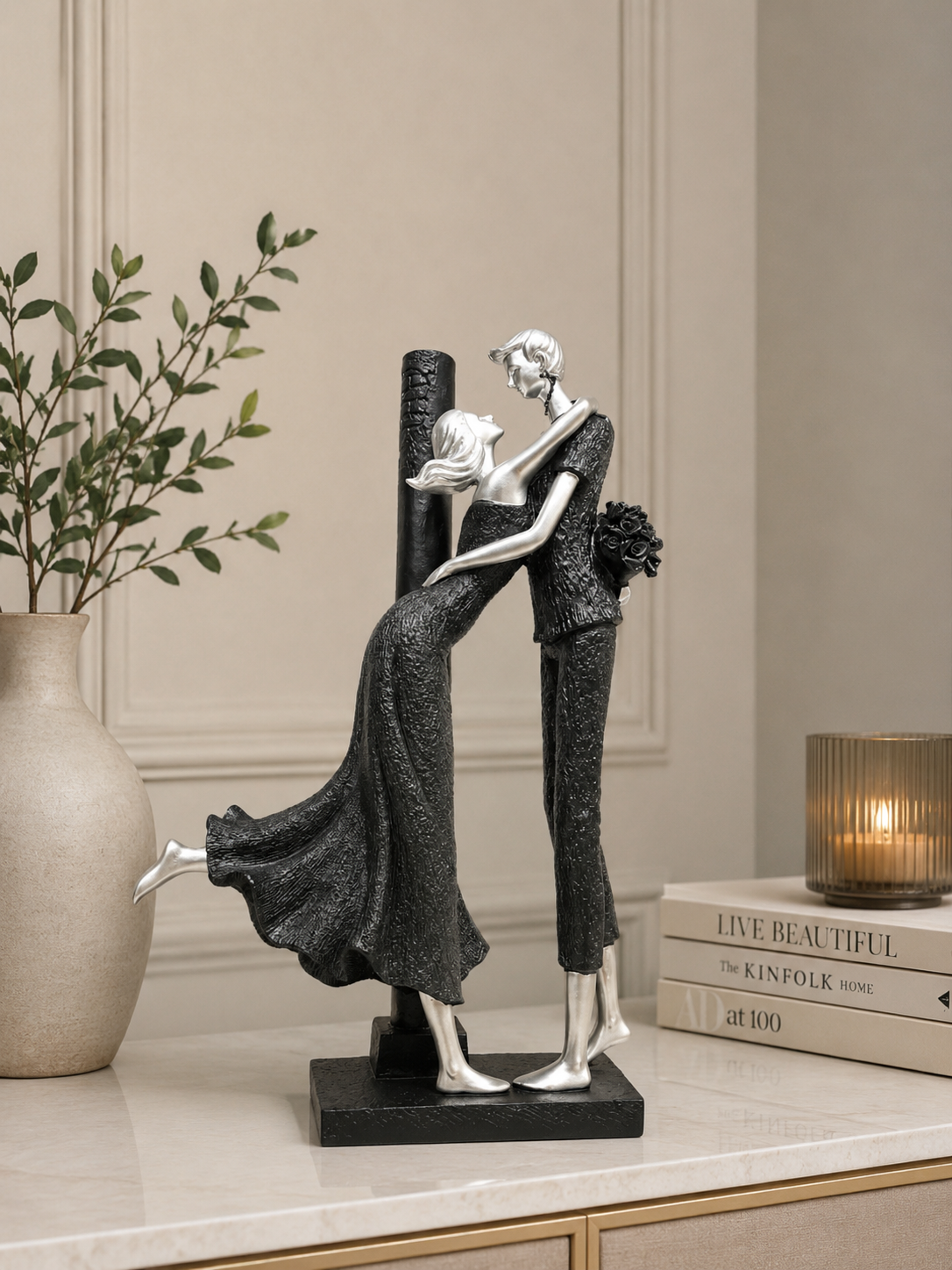 Elegant Romantic Couple Embrace Sculpture