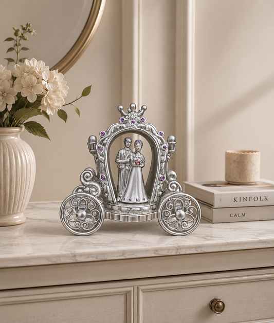 Luxury Silver Cinderella Carriage Couple Showpiece